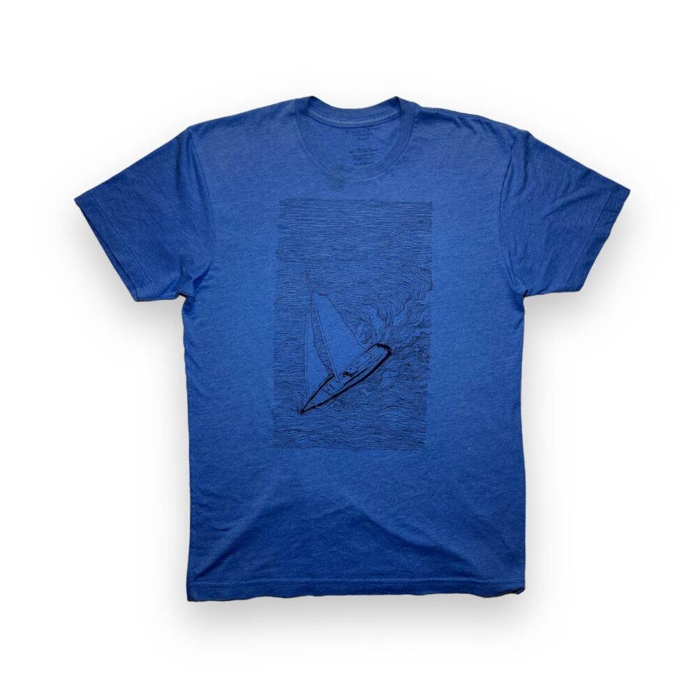 Blade and Blue San Francisco Single Stitch Sailboat and Waves Graphic Tee Medium